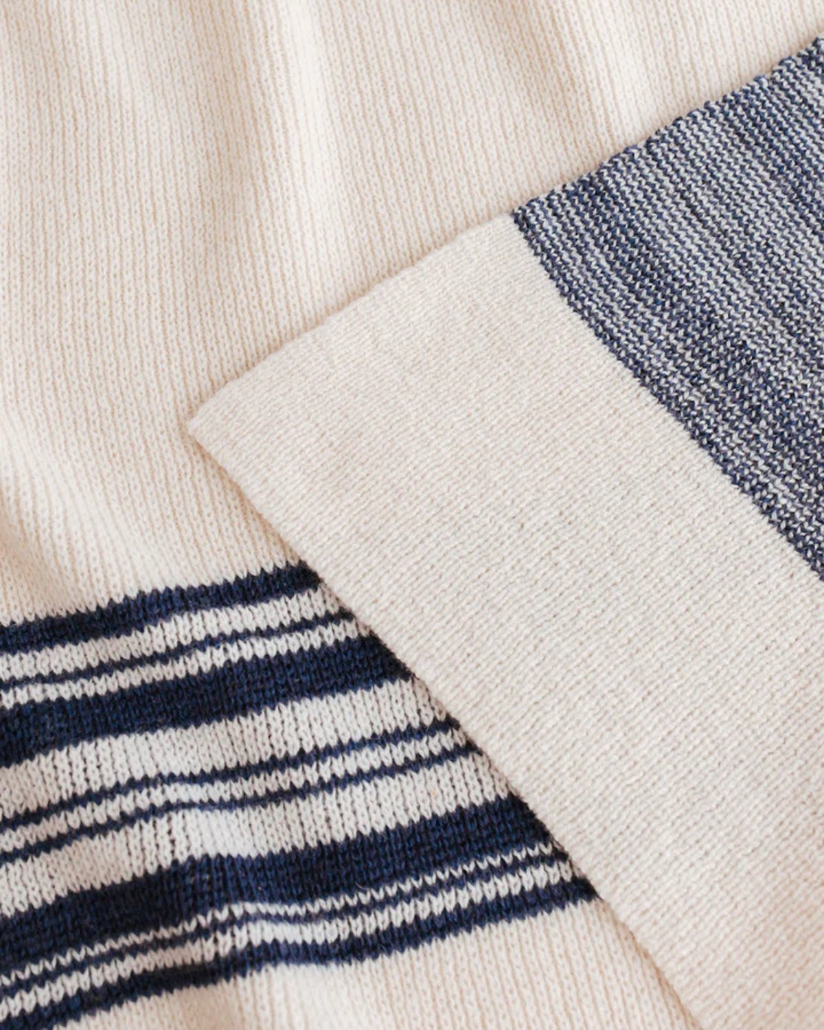 Babyteppe Ull – 100% Merino – Ubehandlet Ull – Gilbert