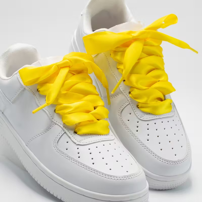(1 Paar) 120cm Breite Satin Schnürsenkel Klassische Sneaker Schuhbändel - Gelb
