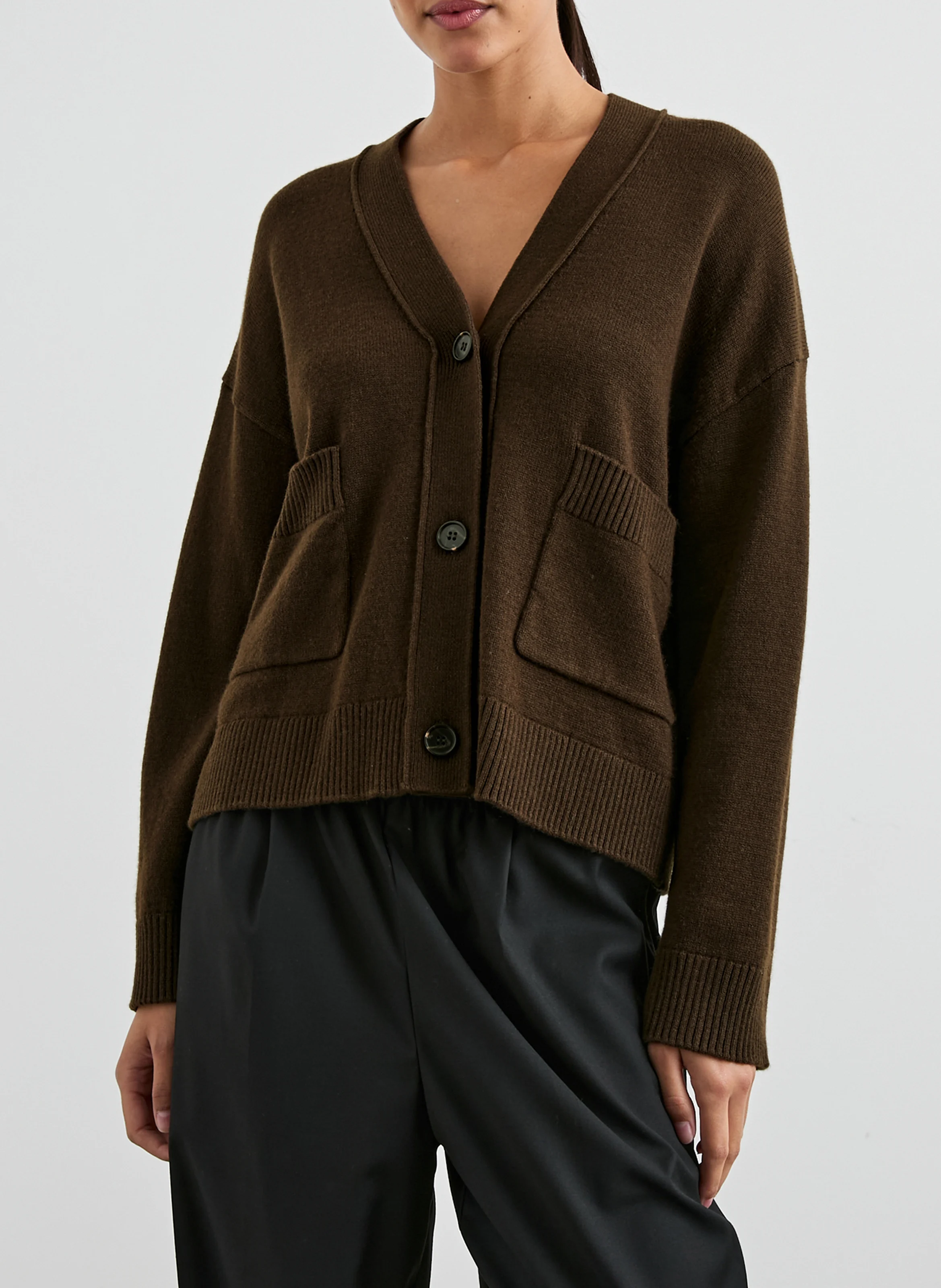 LINDI - Gilet col V en coton| Vert