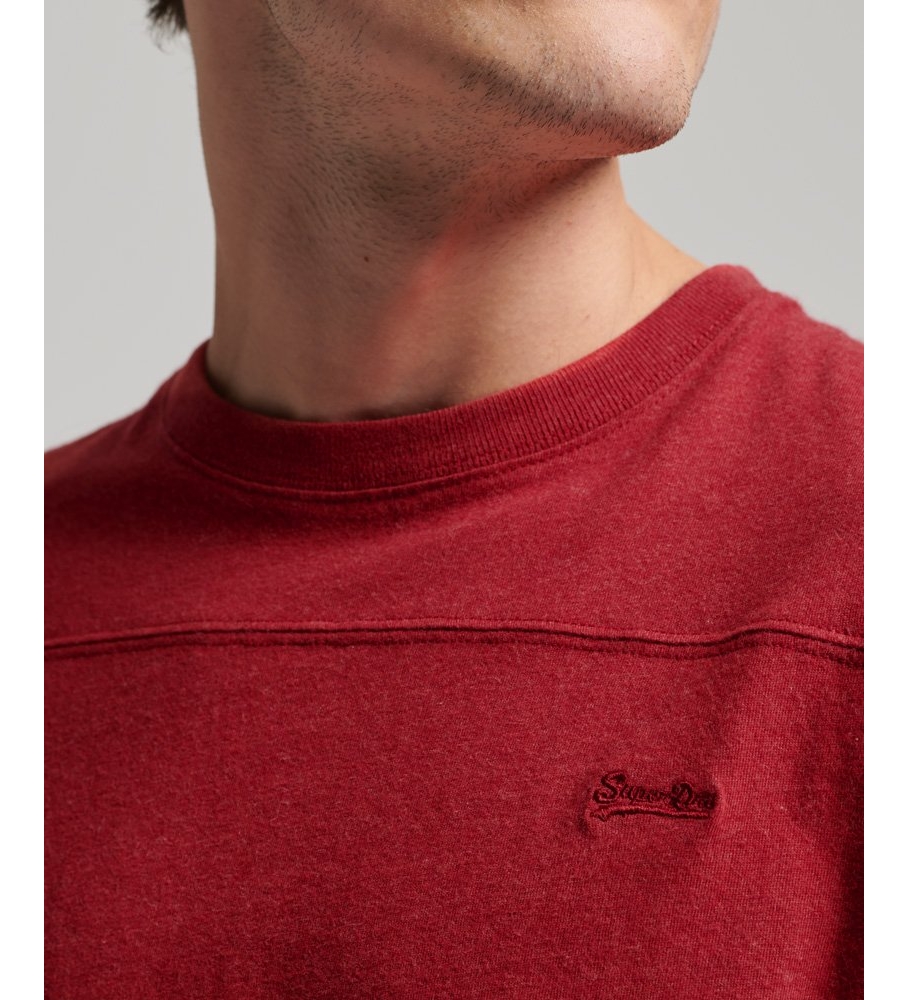Camiseta Superdry de algodão orgânico com logo vintage, modelo Quarterback Red.