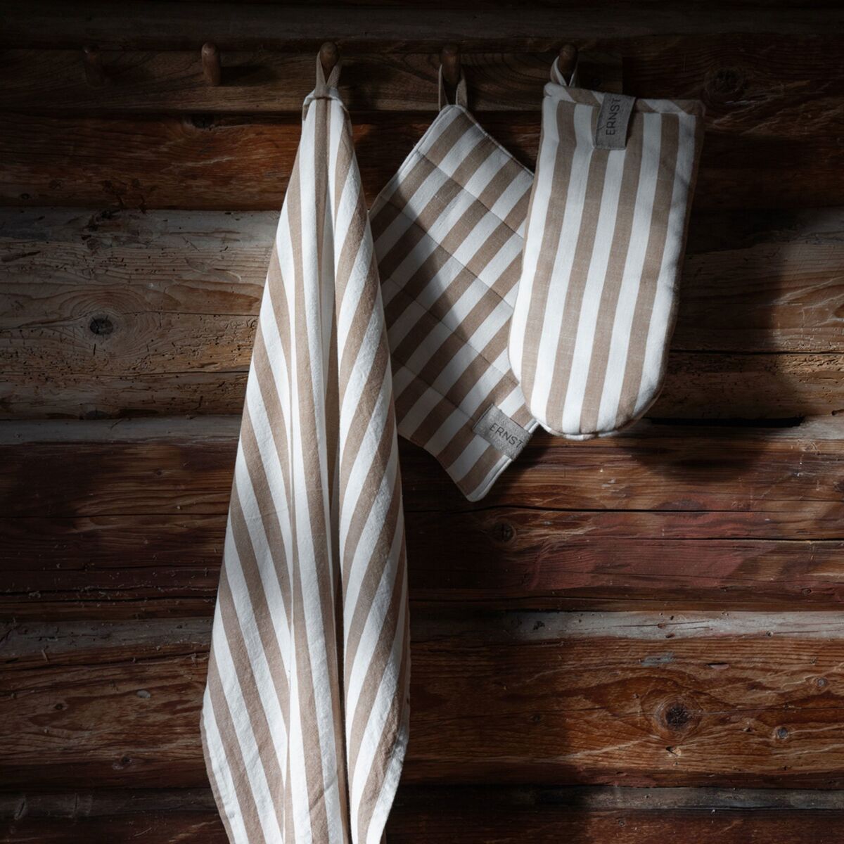 Gryteklut bred stripe, karamell/hvit