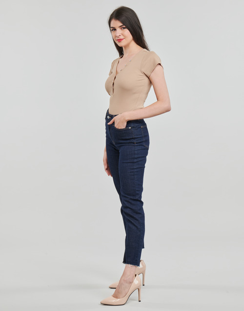 Guess - HENLEY SS - Beige