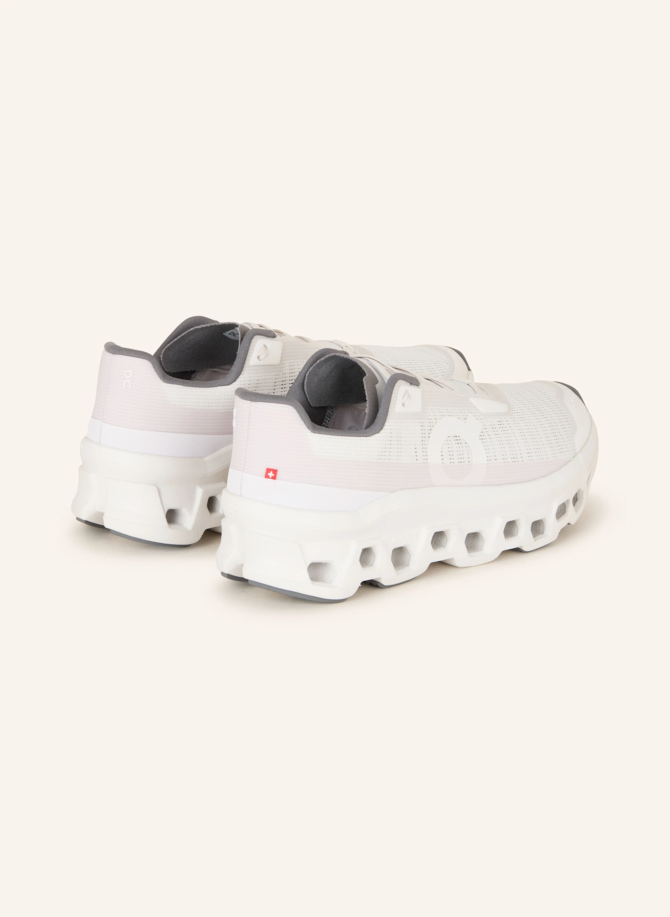 On Sneaker CLOUDMONSTER VOID