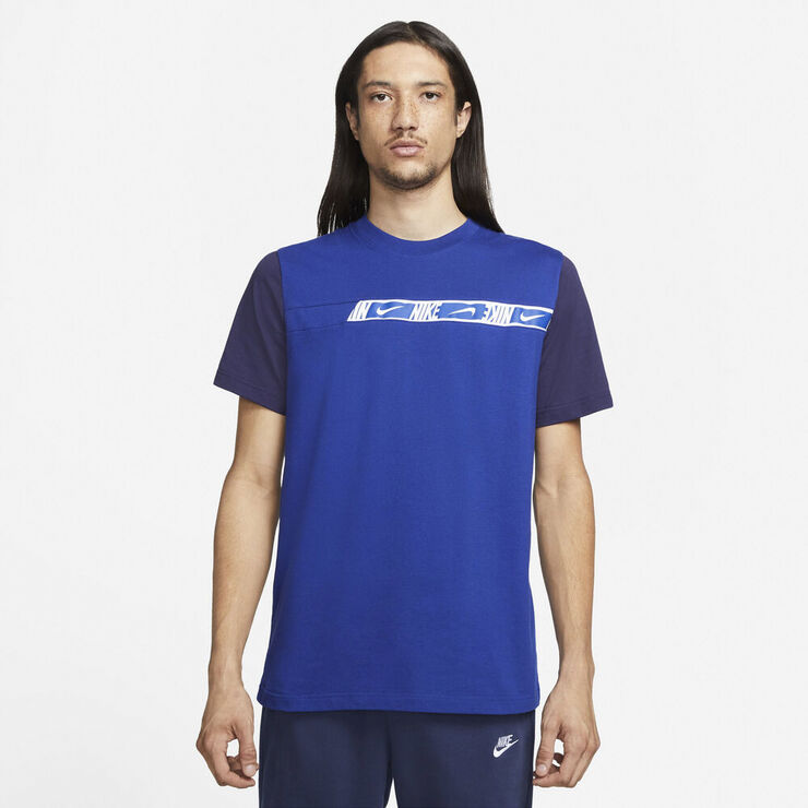 Nike Sportswear Repeat T Shirt Blå