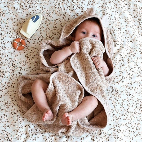 Cam Cam Håndklæde Baby Almond - CamCam → Luksusbaby.dk