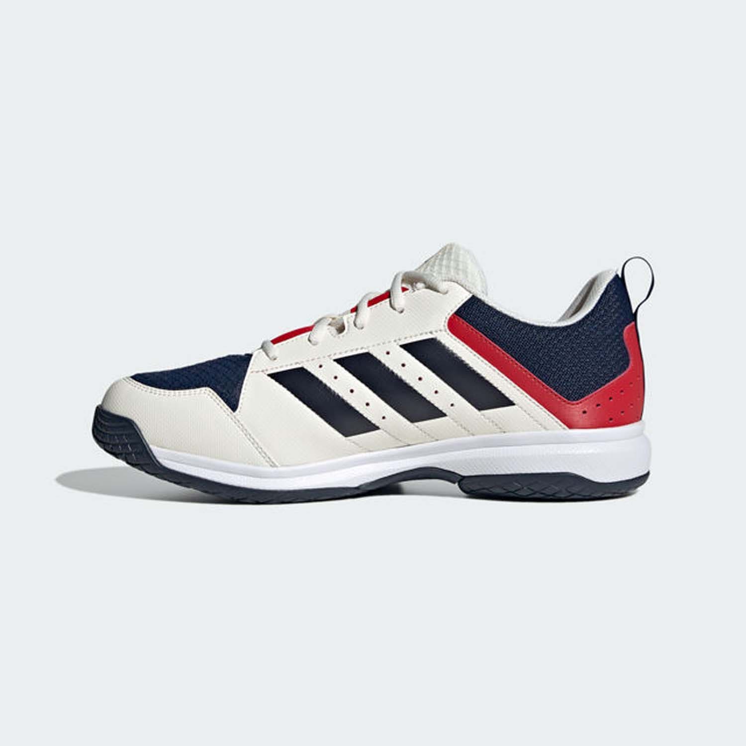adidas  Ligra 7