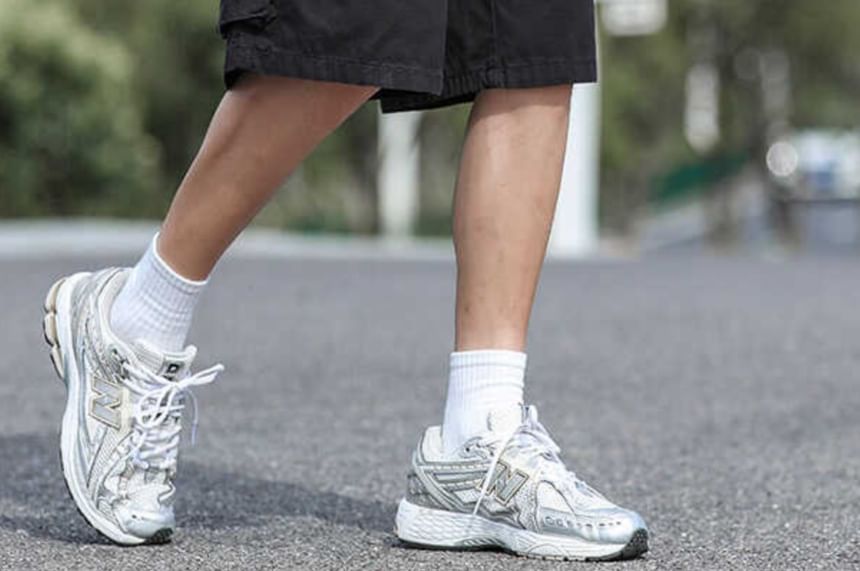 Fushet - Mid Rise Plain Cargo Shorts