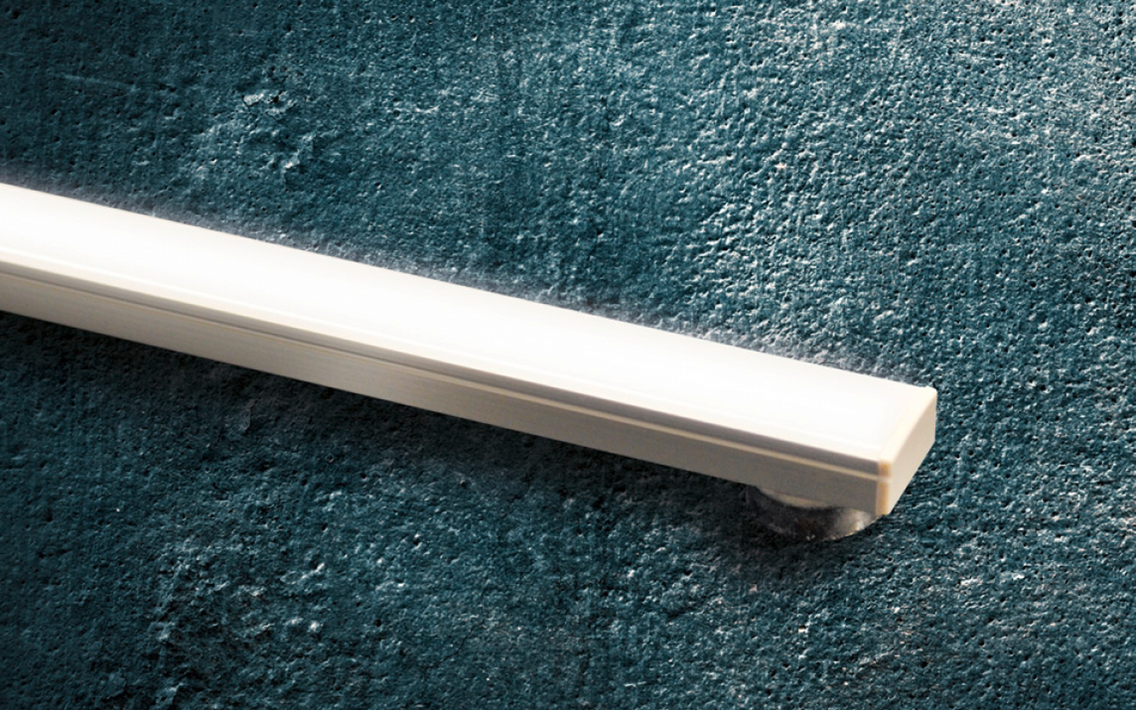 IVT SH 5.656 LED Innenbeleuchtung mit Magnet 12 V 6,6 W 60,5 cm
