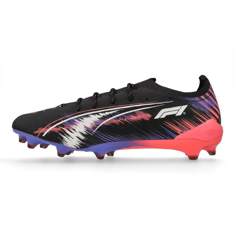 PUMA Ultra 5 Ultimate FG Formula 1 - Noir/Blanc/Crépuscule/Dark Amethyst ÉDITION LIMITÉE