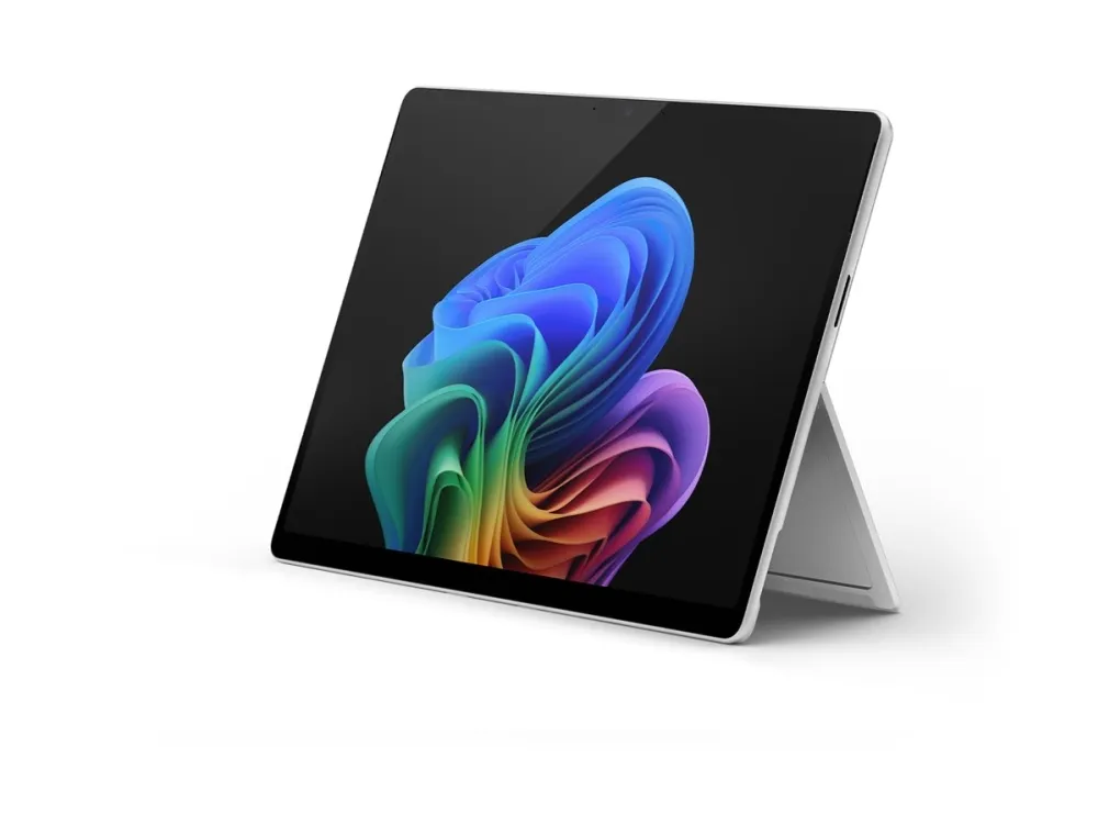 Microsoft Surface Pro Copilot  PC - 11th Edition - tablet - Snapdragon X Plus - X1P-64-100 / op til 3.4 GHz - Win 11 Pro - Qualcomm Adreno - 16 GB RAM - 256 GB SSD - 13