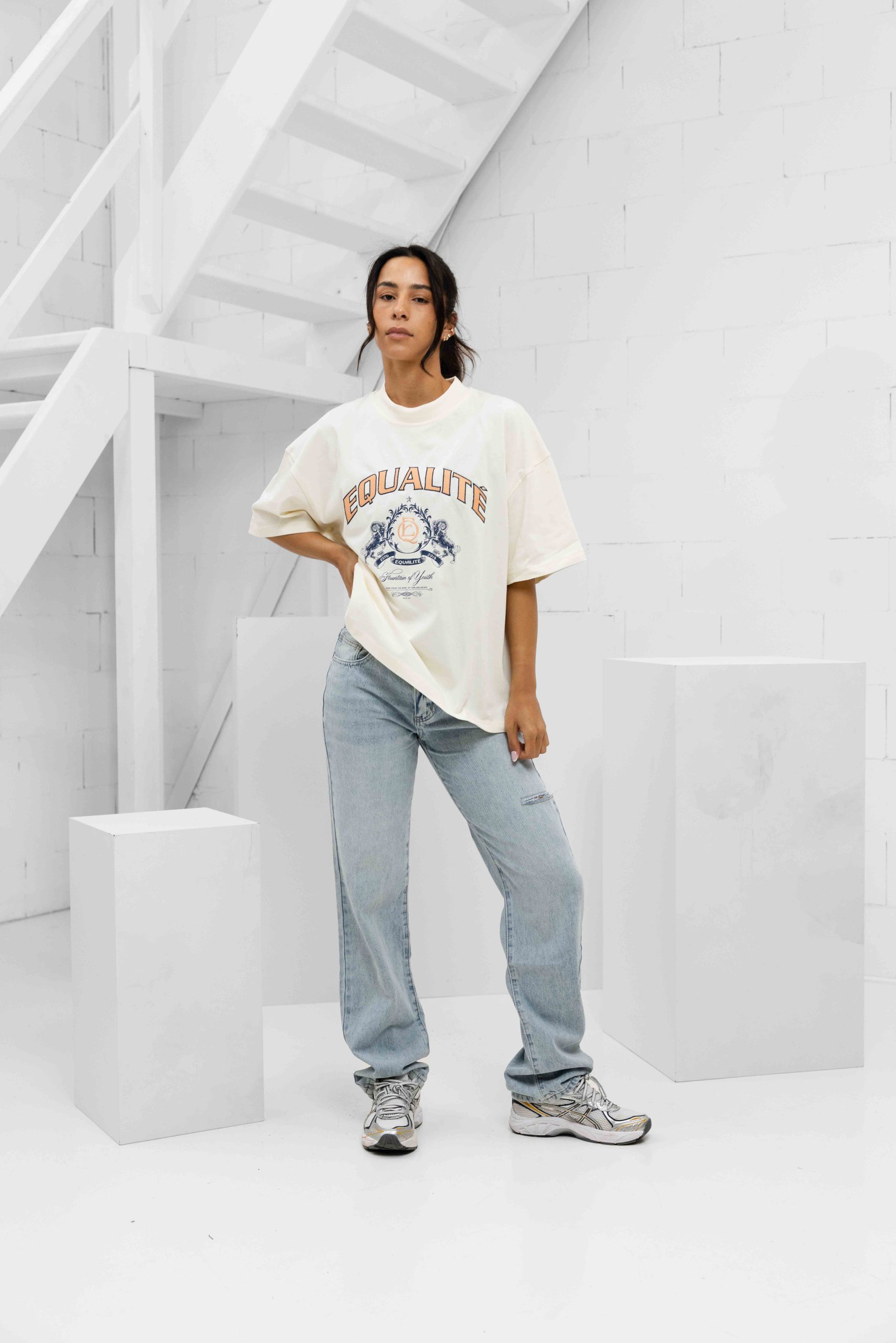 Equalité Dani Boxy T-Shirt Dames Gebroken Wit