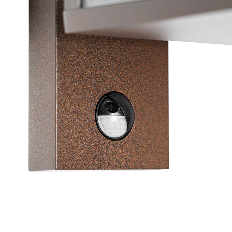 QAZQA Buiten wandlantaarn roestbruin met bewegingssensor IP44 -
