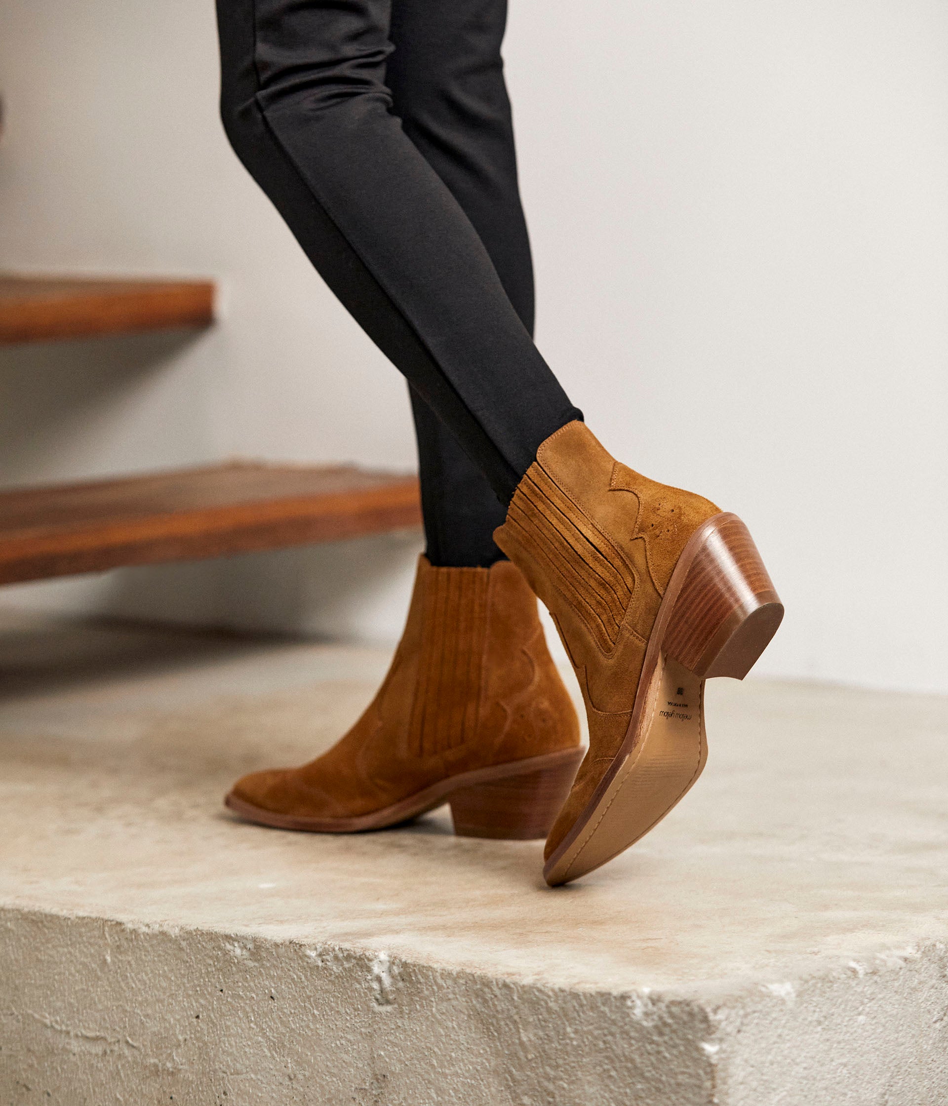 Boots Western Carrie