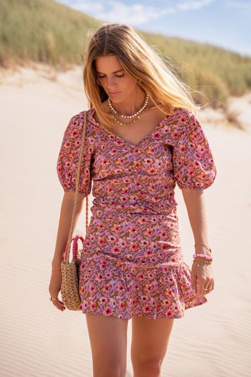 Groene skort met lila bloemenprint