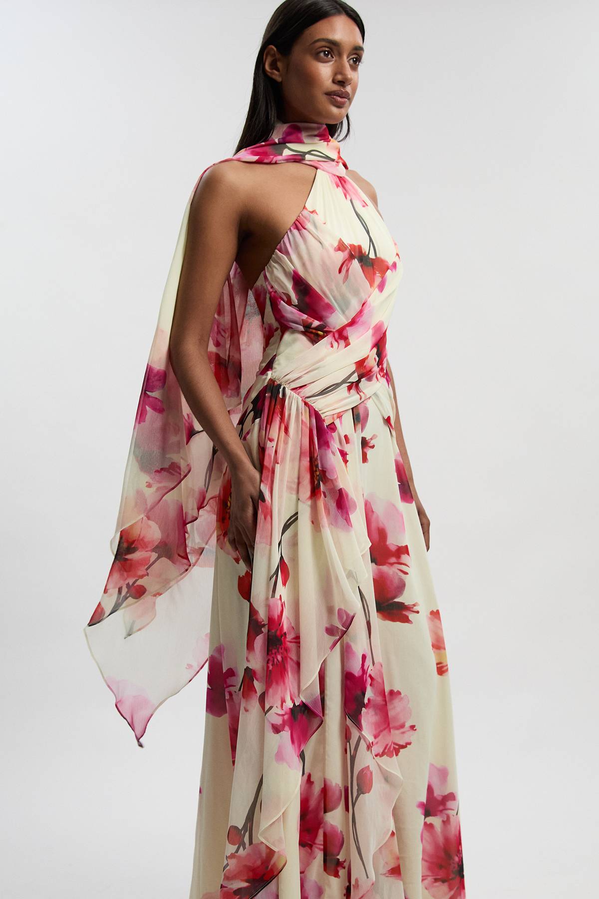 KarenMillen Robe Longue en Georgette Tissée à Imprimé Floral et Devant Croisé Plissé