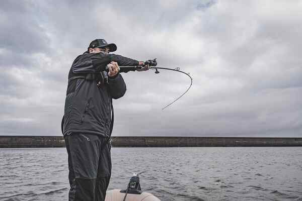 Canne à Bar Savage Gear Defiance SG8 Inshore