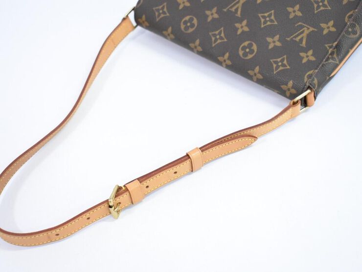 Louis Vuitton Vintage Louis Vuitton Musette Tango Brown