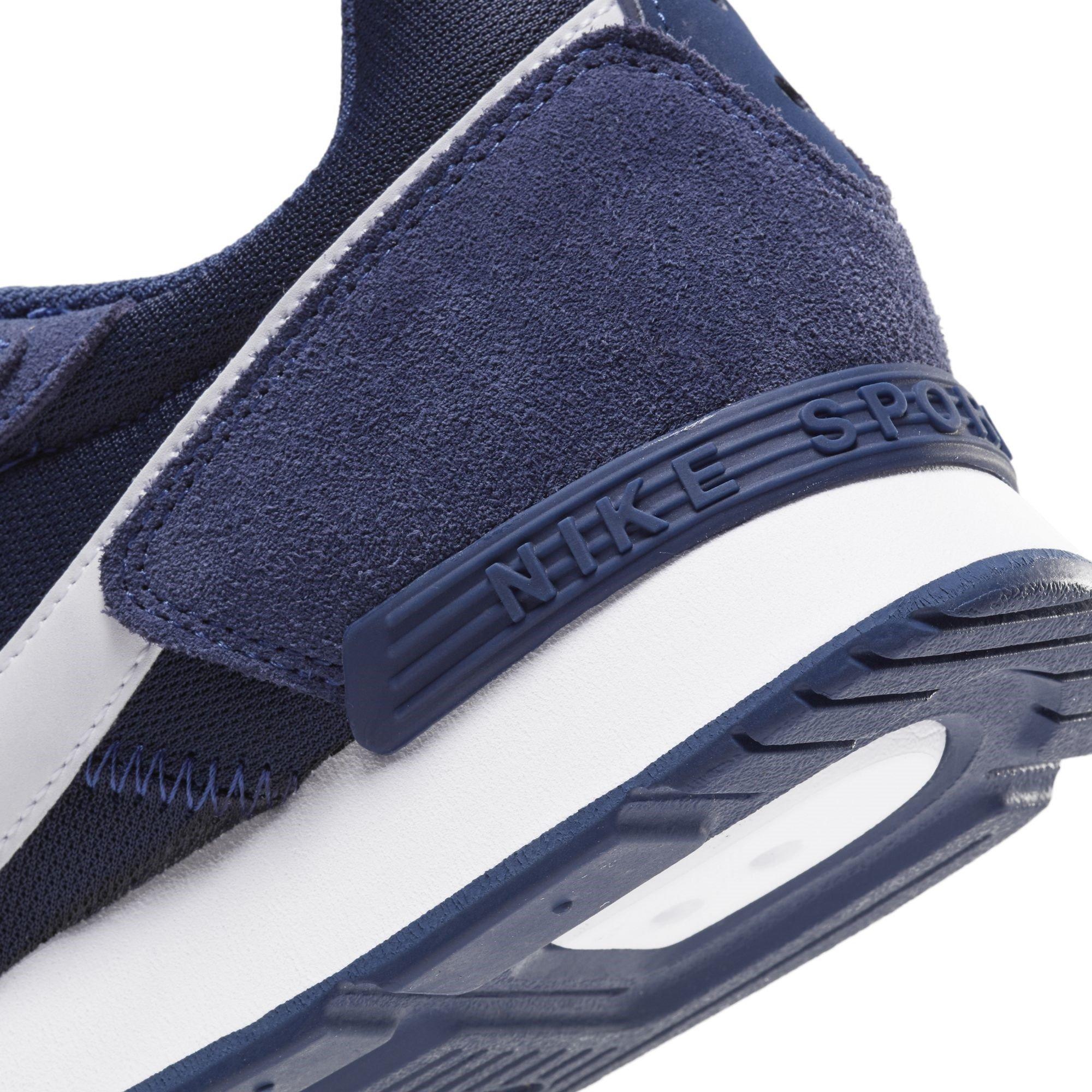 Nike Venture Runner Trainers Mens