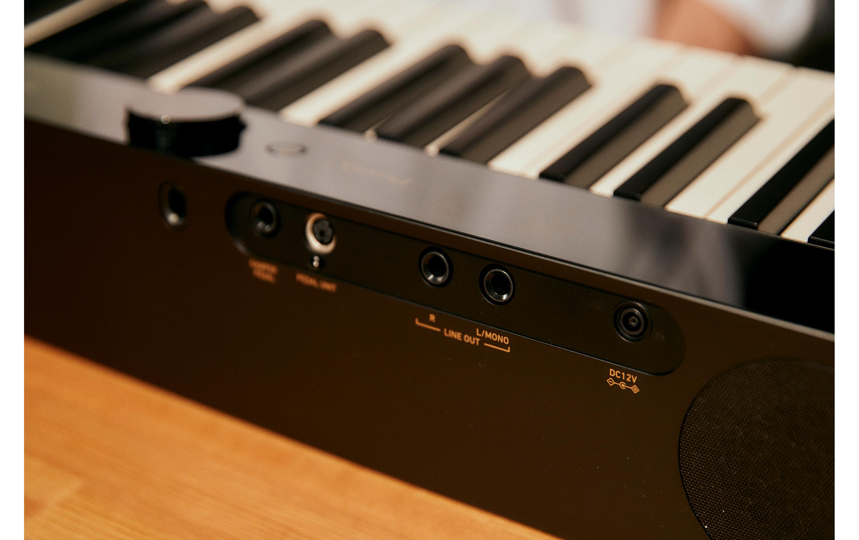 E-Piano Privia PX-S5000 – Schwarz<br>Digitalpiano mit dem authentischen Anschlag eines Flügels, innovativer Klangtechnologie und einem klaren, modernen Look