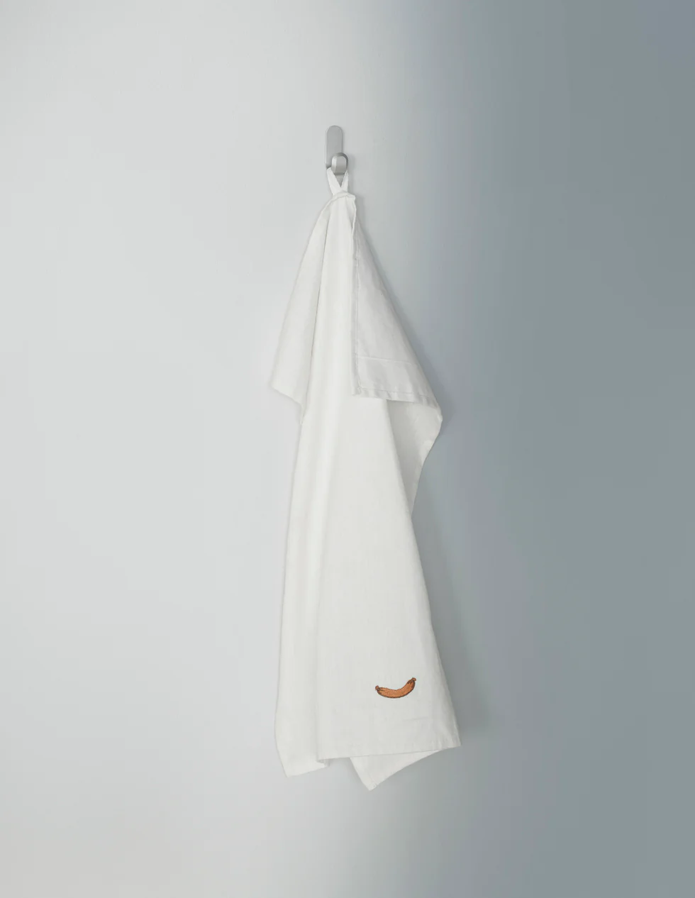 Normann Copenhagen  Yummy viskestykke, Sausage - 50x70 cm.