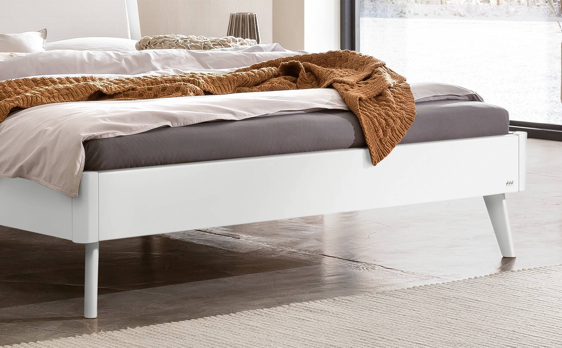 Holzbett HASENA FABRO 140X200cm Höhe 20cm Buche Buche weiß mit KUL weiß
