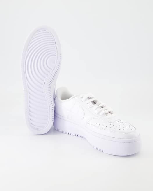 Nike COURT VISION ALTA LTR Sneaker in Weiß