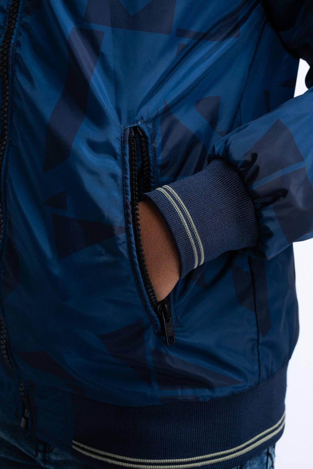 Petrol Industries zomerjas met camouflageprint blauw