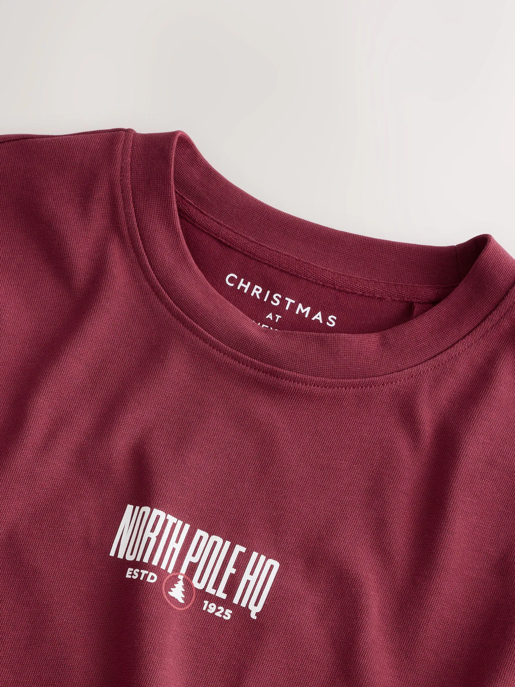 Bordeauxrode tekst - Relaxed fit - Kerst T-shirt