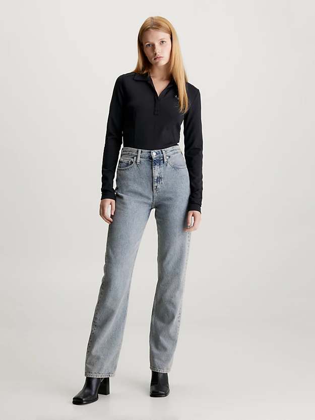 Calça jeans reta de cintura alta