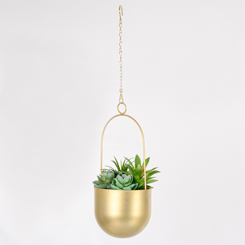 Plante artificielle dans pot