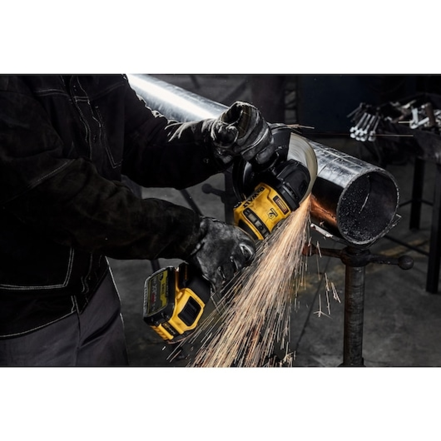 DeWALT DCG440N-XJ - 54V Li-ion FlexVolt Accu Haakse slijper body - 180 mm