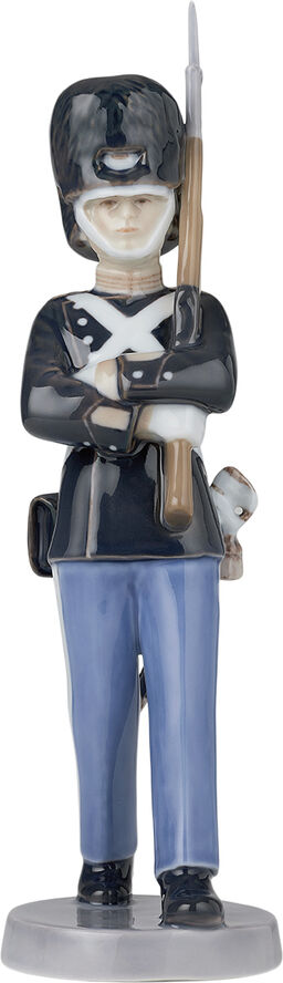 Royal Copenhagen Royal Copenhagen Garder figur 28 cm. Multifarvet