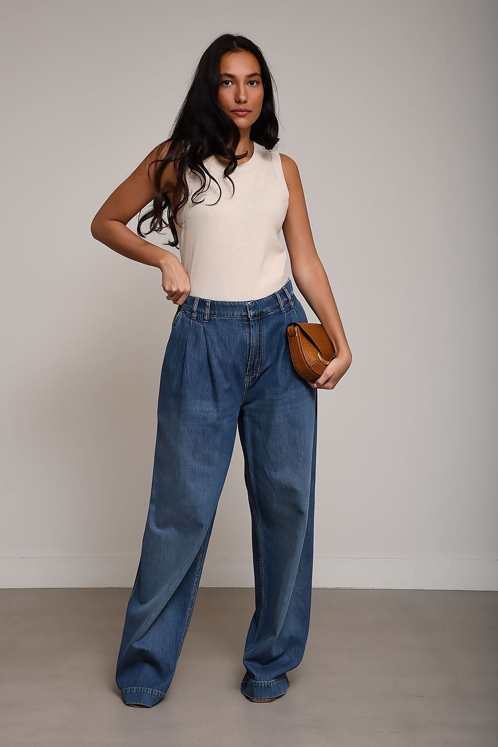 France pleat wide-leg light denim jeans