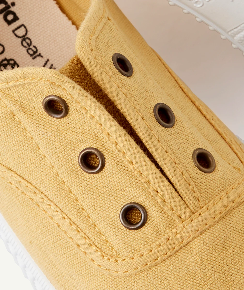 VICTORIACHAUSSURES EN TOILE DE FIBRES RECYCLÉES JAUNES