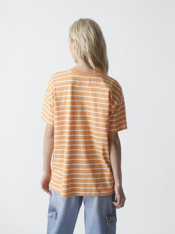 Camiseta oversized de manga curta - Branca/laranja