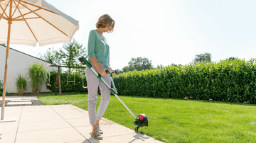 Bosch - Universal GrassCut 18V-26 (oplader og batteri inkluderet)