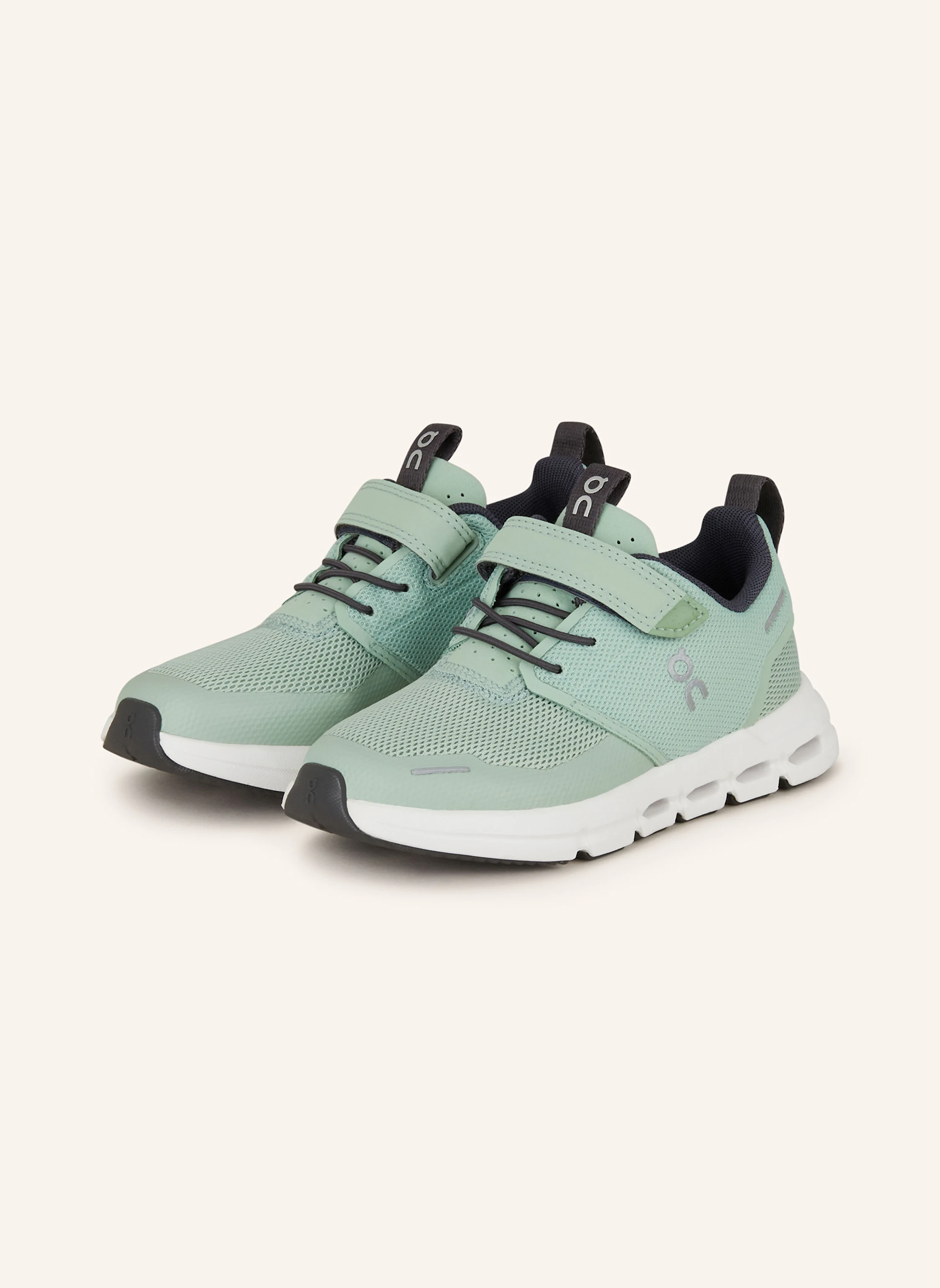 On Sneaker CLOUD PLAY