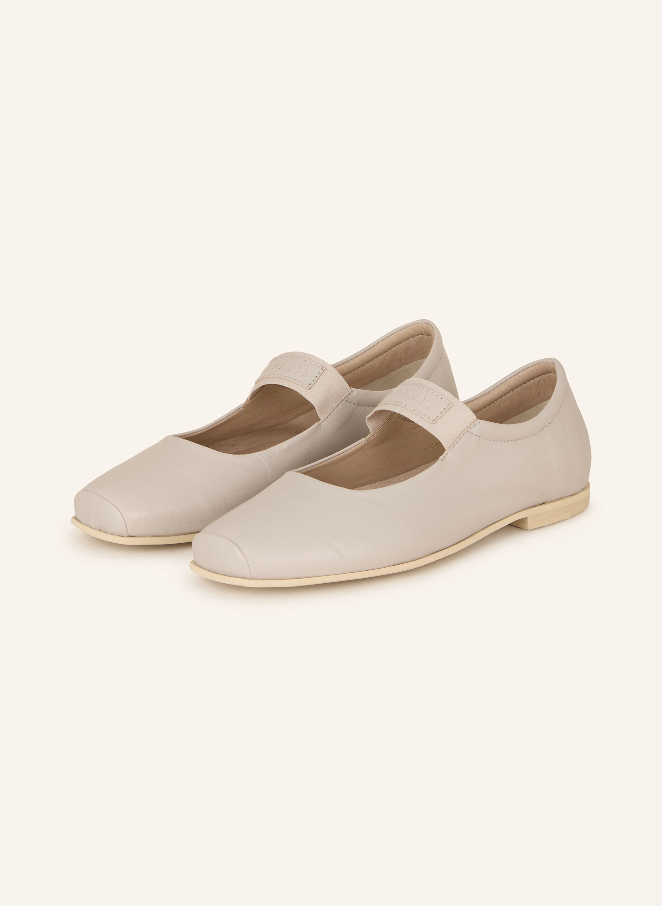 INUIKII Ballerinas
