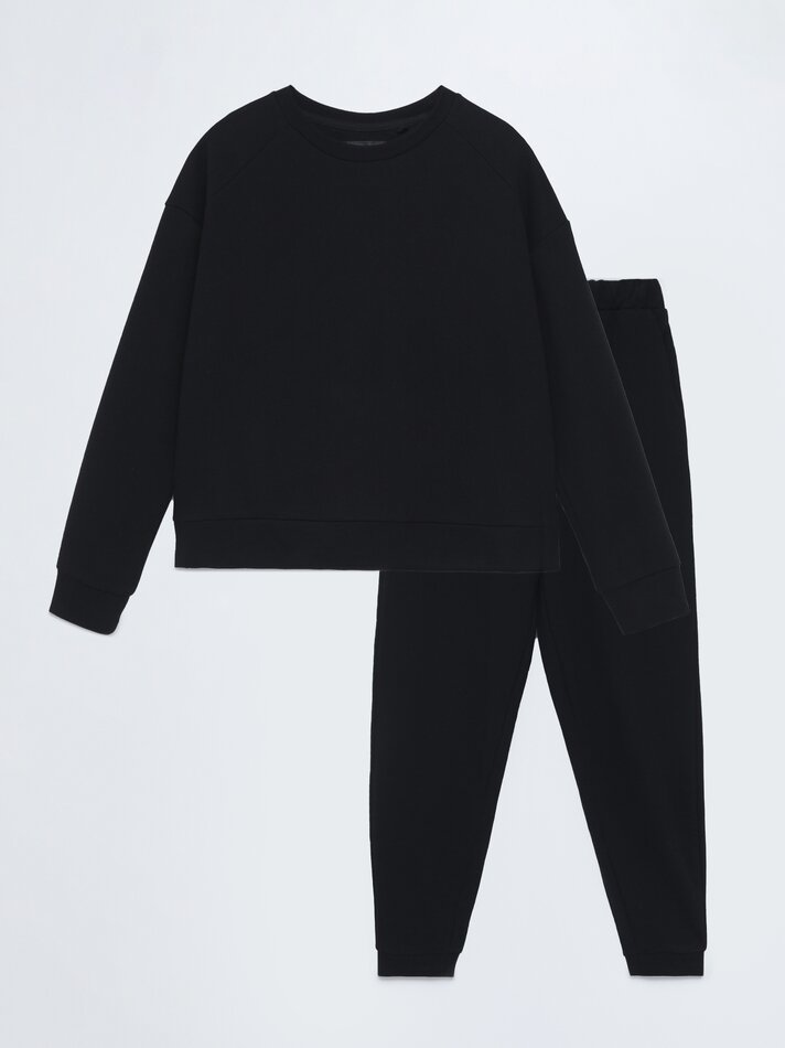 Conjunto básico de agasalho esportivo - Preto