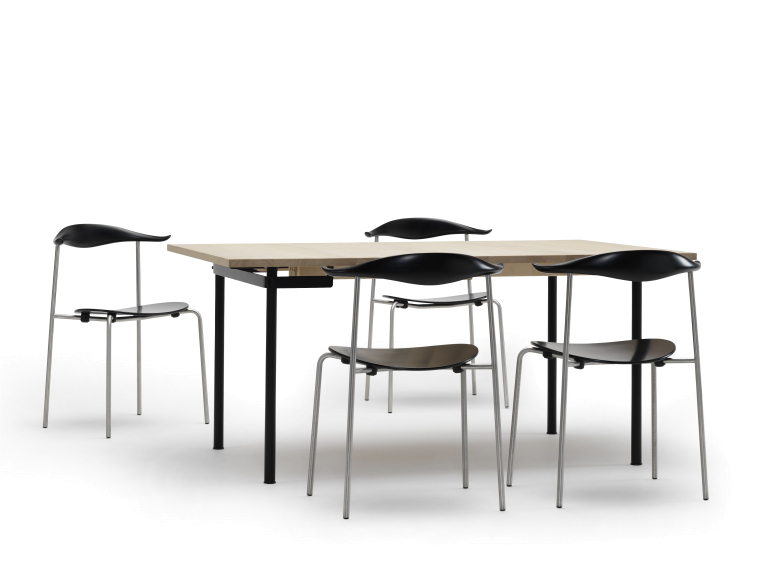 Carl Hansen & Son CH322 uitschuifbare tafel 160x95 gezeept eiken, roestvrijstalen onderstel