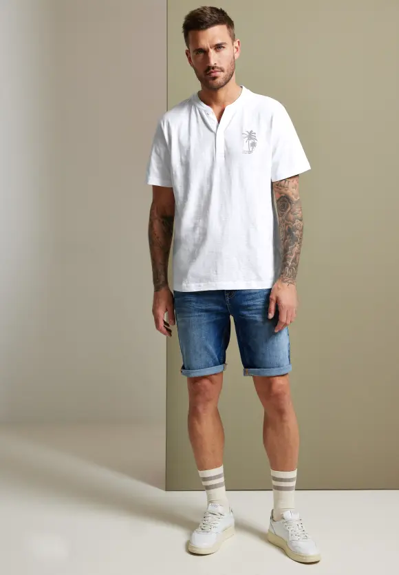 Henleyshirt in Garment Dye - White