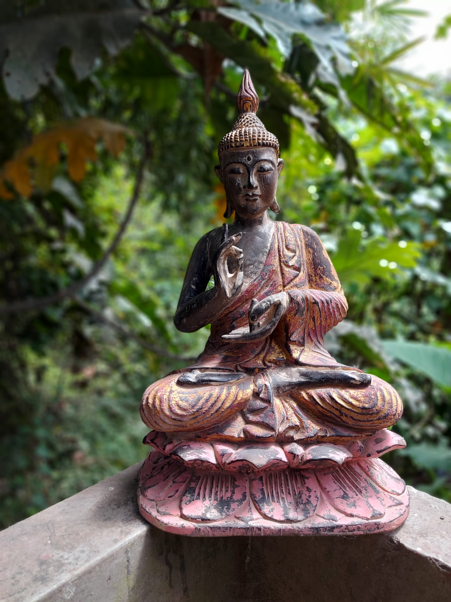'Buddha sitzend Thai Stil', H 47 cm, B 27 cm, T 27 cm von fischer's lagerhaus