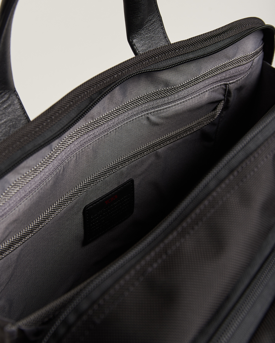 TUMI Alpha 3 Expandable Organizer Laptop Brief Black