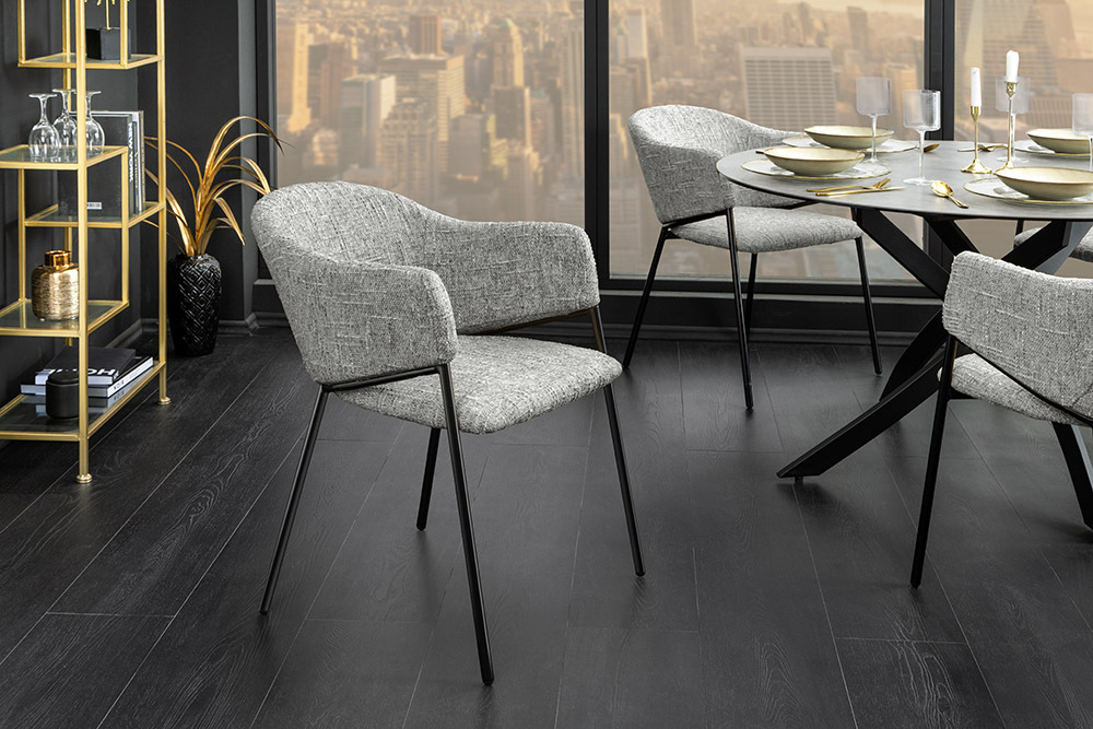 Design Stuhl NOBLESSE grau Chenille schwarzes Metallgestell