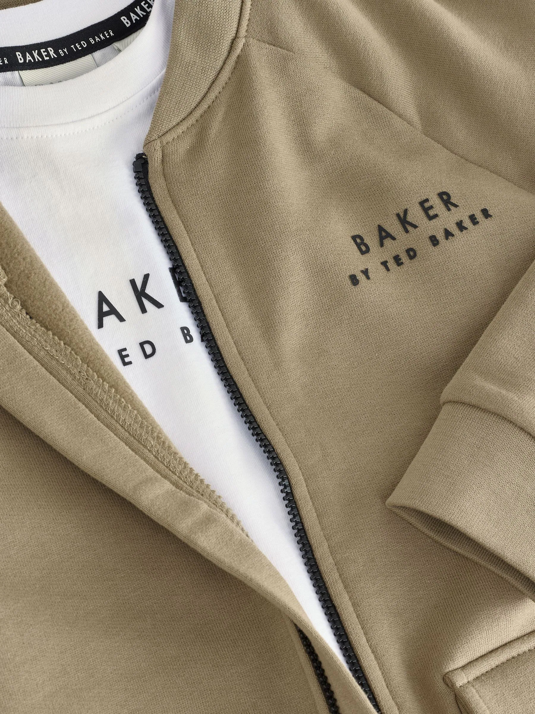 Kakigroen - Baker by Ted Baker Bomber Jacket, T-Shirt and Joggers 3 Piece Set