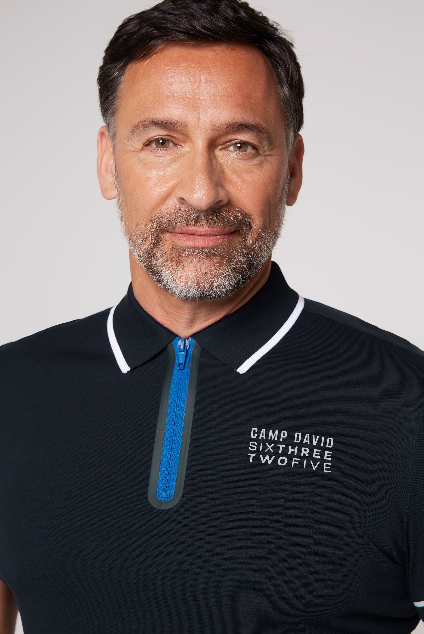 CAMP DAVID Poloshirt , mit kontrastreichen Details