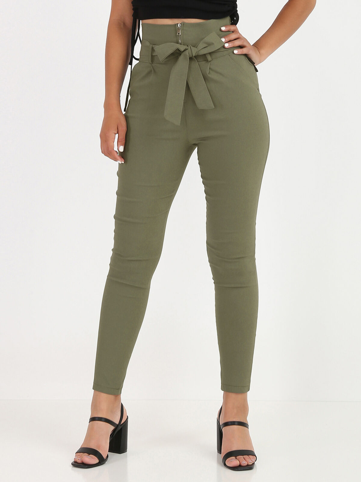 Pantalon taille haute à zip et ceinture- Kaki