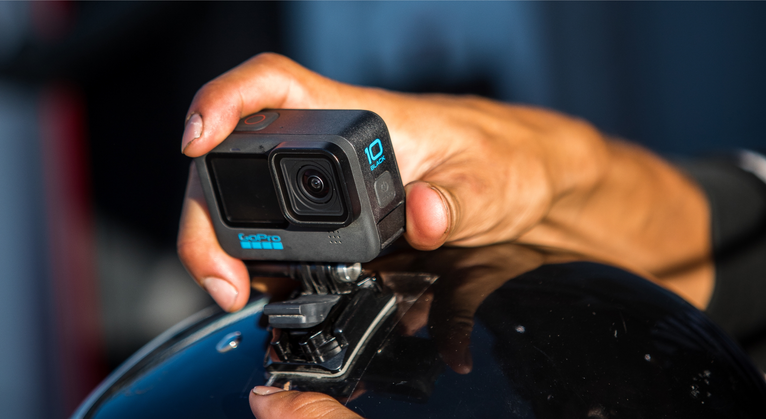 Gebogene + flache Klebehalterungen(3 gebogene + 3 flache GoPro Klebehalterungen)