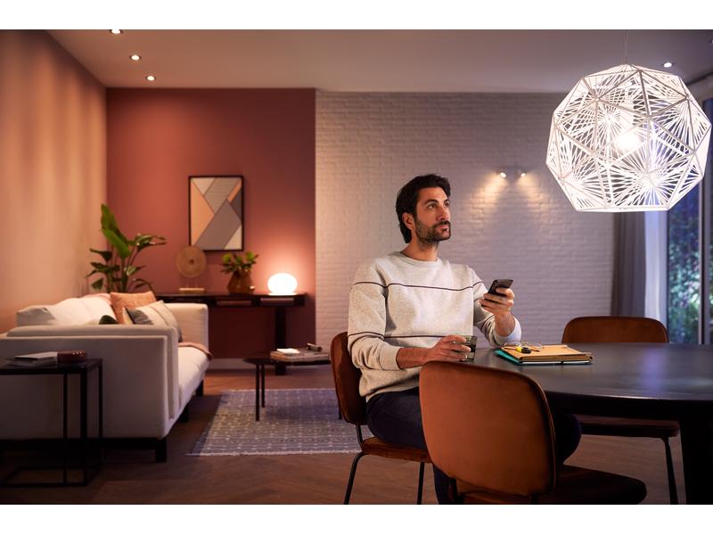 Philips Hue Leuchtmittel White & Color Ambiance, E27, 3 Stü Per Bluetooth steuerbares Hue E27-Leuchtmittel