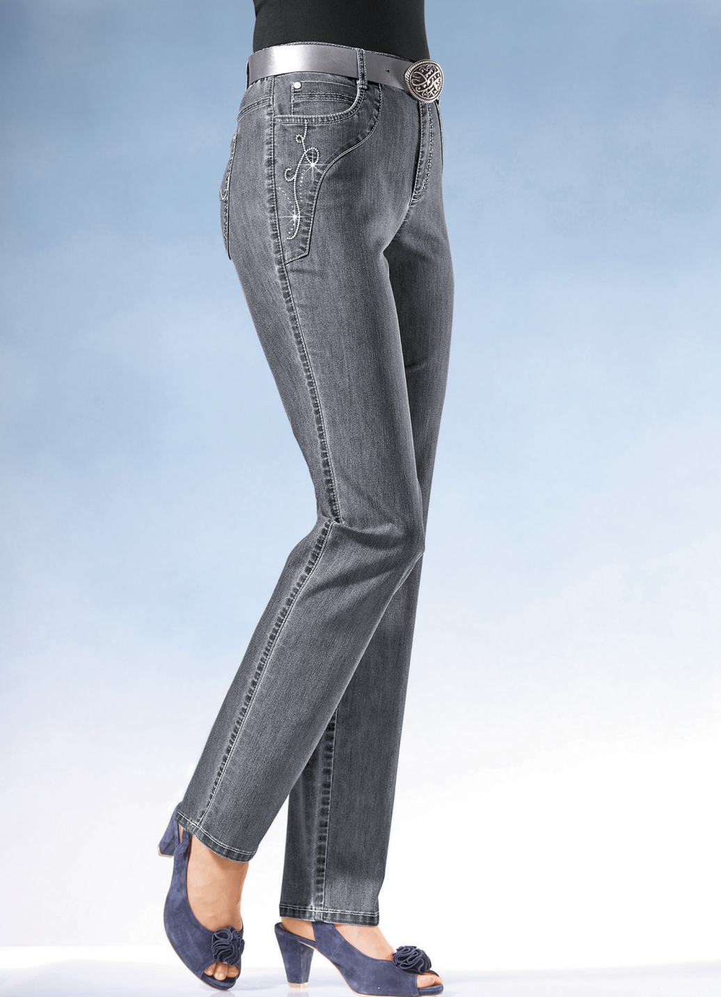 Jeans mit weiterem Bundumfang